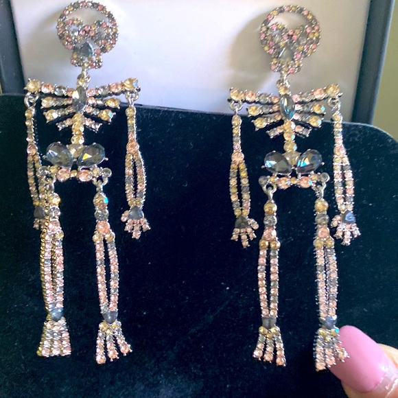 NIB MR. BONE-JANGLES JEWELED SKELETON DANGLING EARRINGS - Picture 6 of 6